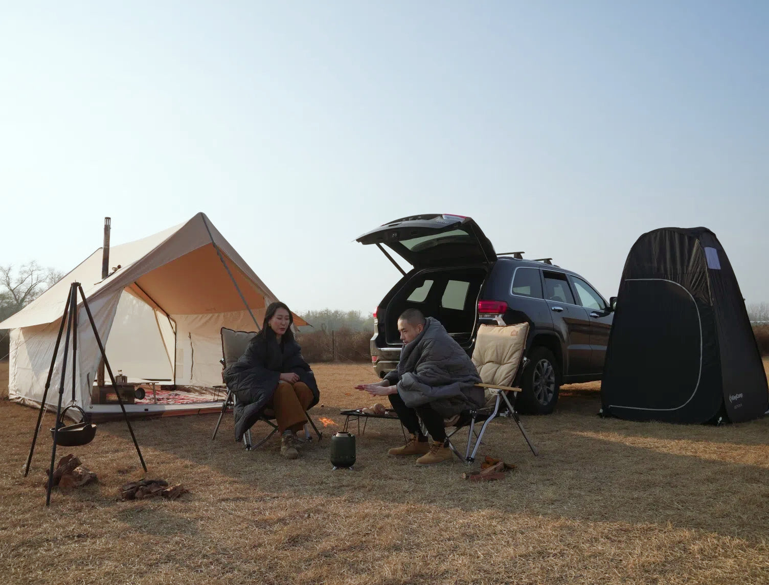 ロッジ型テント