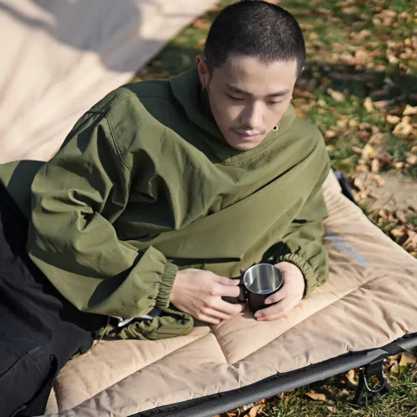 KingCamp コット用マット折りたたみ超軽量滑り止め固定可能 コンパクトキャンプマット
